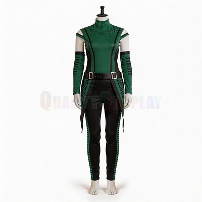 Mantis Outfit